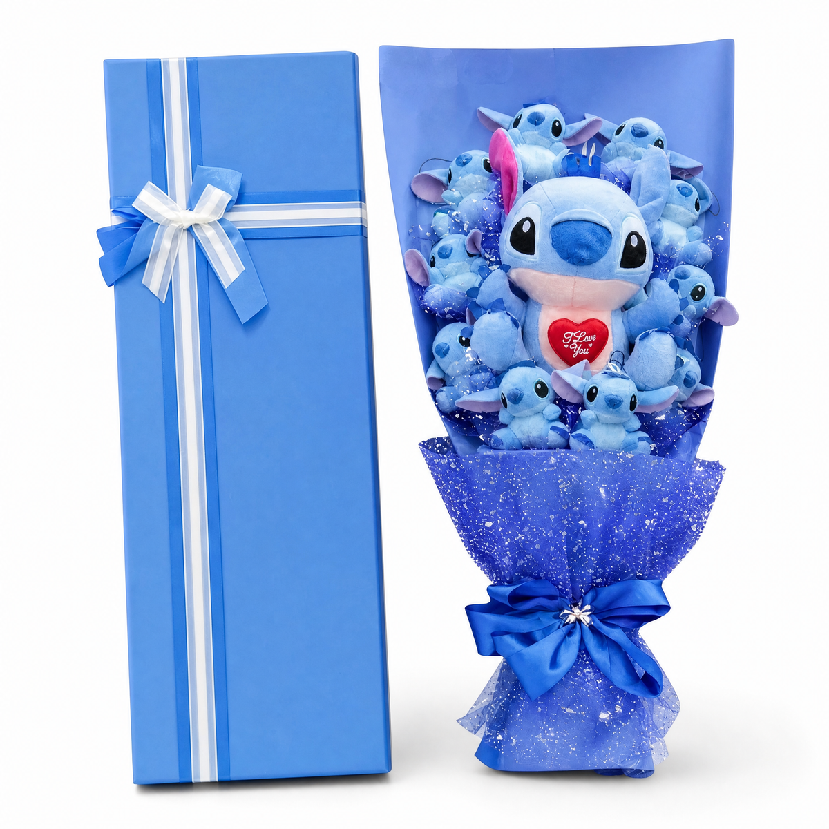 Stitch Kuscheltier Bouquet I Love You mit Geschenkbox - Frontalansicht auf weißem Hintergrund