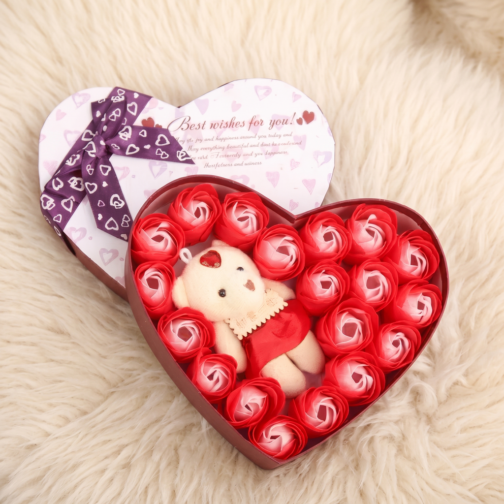 Rosenbär Kuscheltier Geschenkbox zum Valentinstag - Detailaufnahme Material