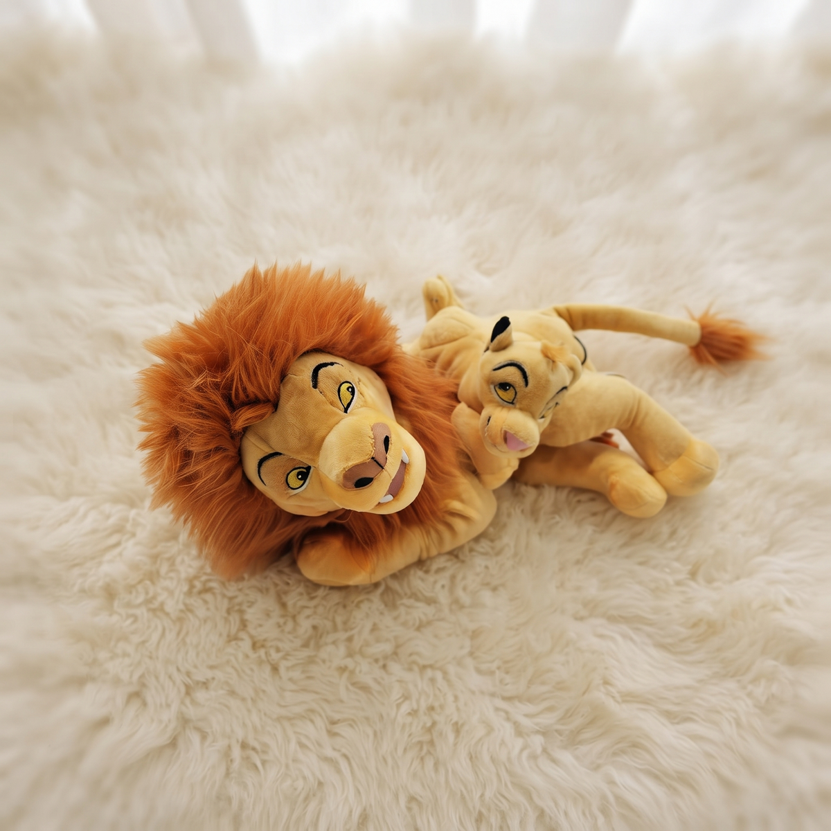 Mufasa und Simba Duo König der Löwen Kuscheltier - Detail Material