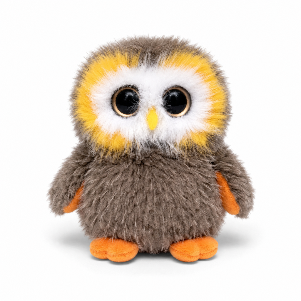 Flauschiges Eulen Kuscheltier mit großen Augen - Weißer Hintergrund frontal