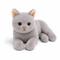 Graues Katzen Kuscheltier - Weißer Hintergrund frontal