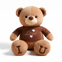 XXL Teddybär T-Shirt Love - Frontalansicht auf weißem Hintergrund