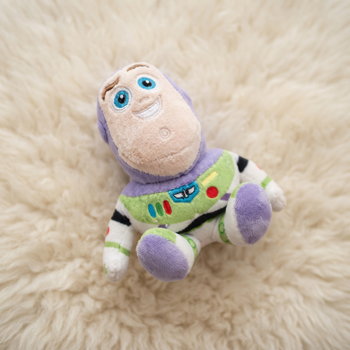 Buzz Lightyear Kuscheltier Magnetisch für die Schulter Toy Story - Detail Material