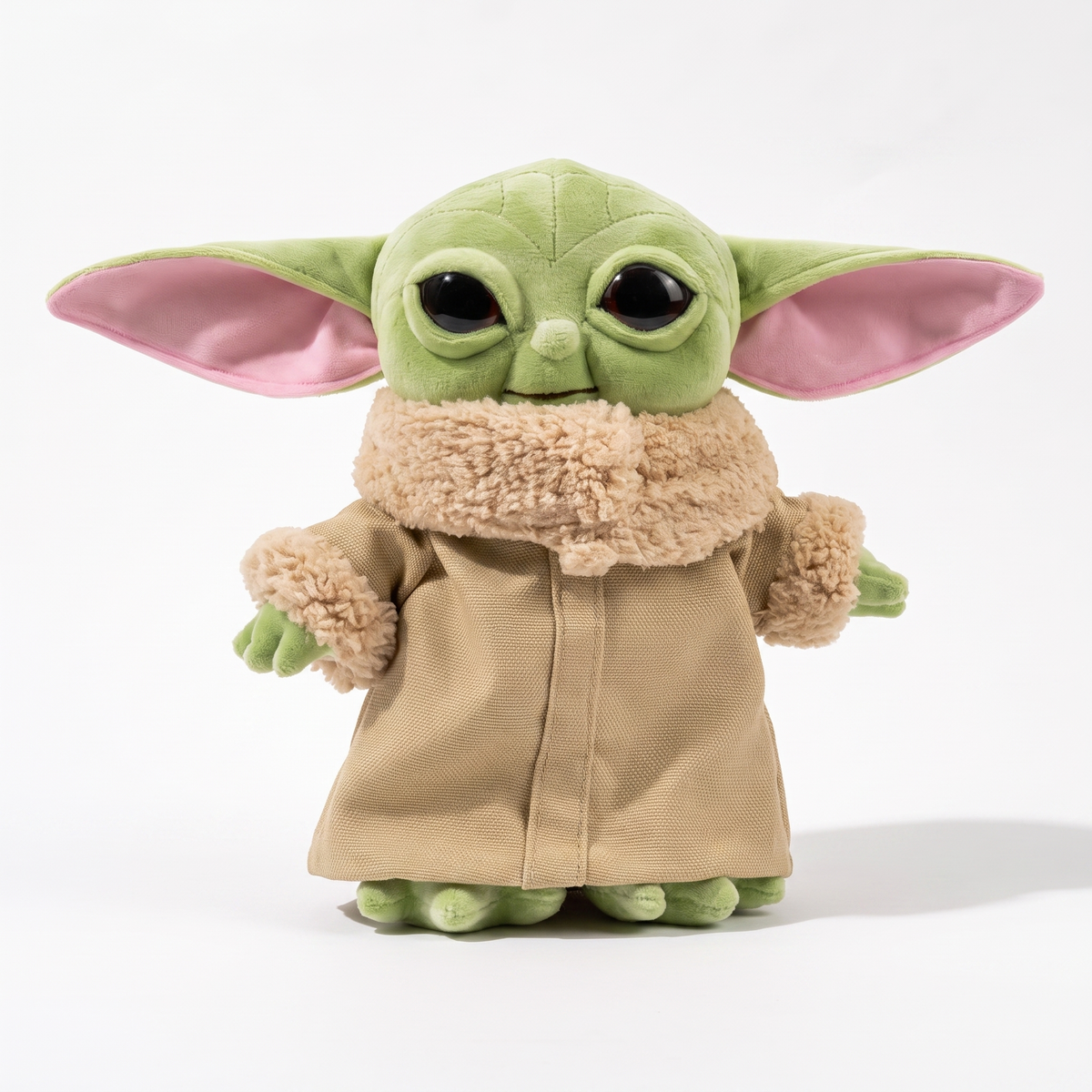 Baby Yoda Kuscheltier 20cm mit beigem Kleid - Weißer Hintergrund Frontalansicht