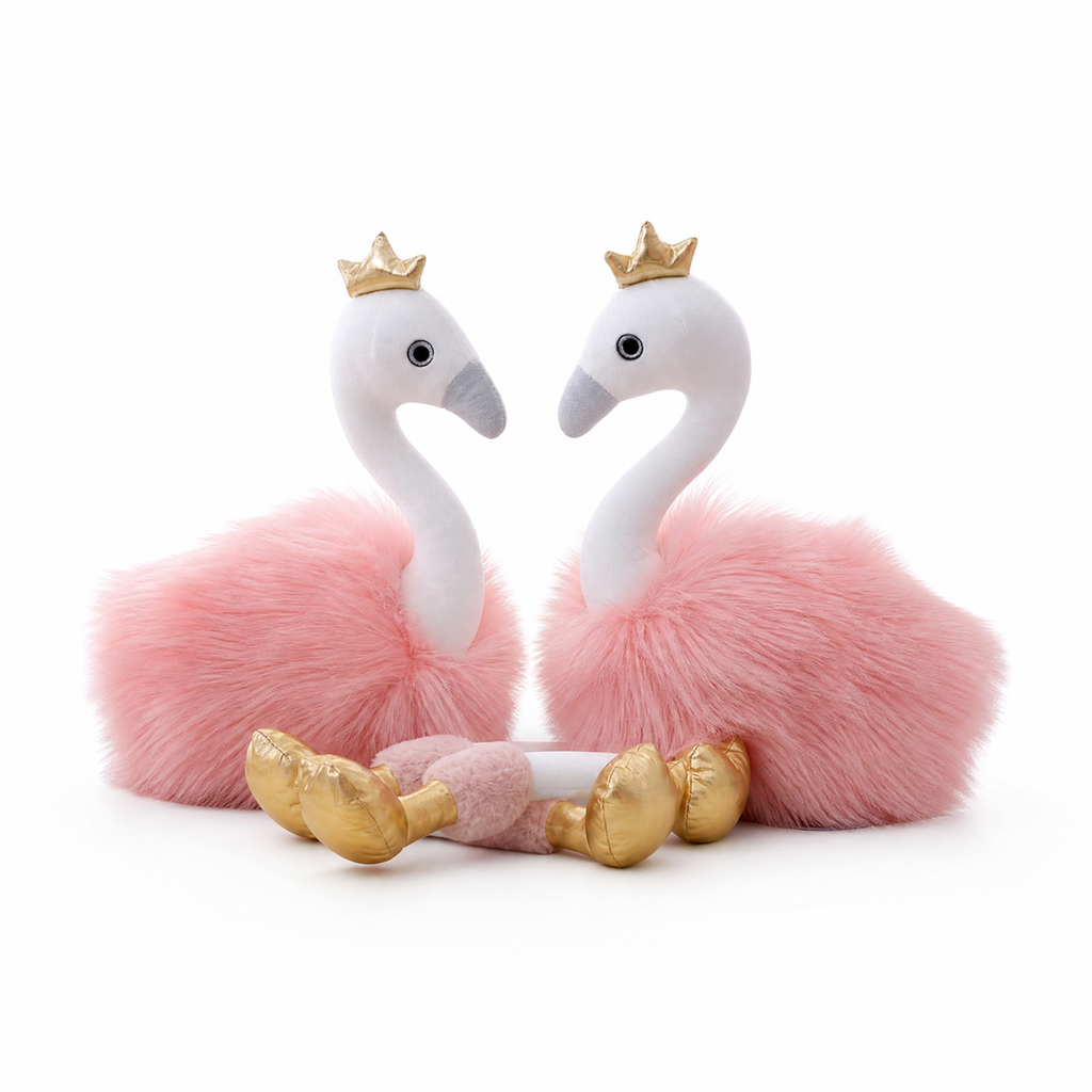 Rosa Flamingo Kuscheltier mit goldener Krone - Weißer Hintergrund frontal