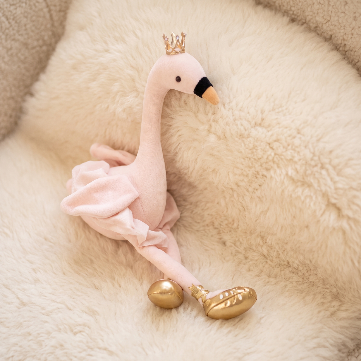 Flamingo Kuscheltier Tänzerin mit weißem Tutu 35cm - Materialdetail