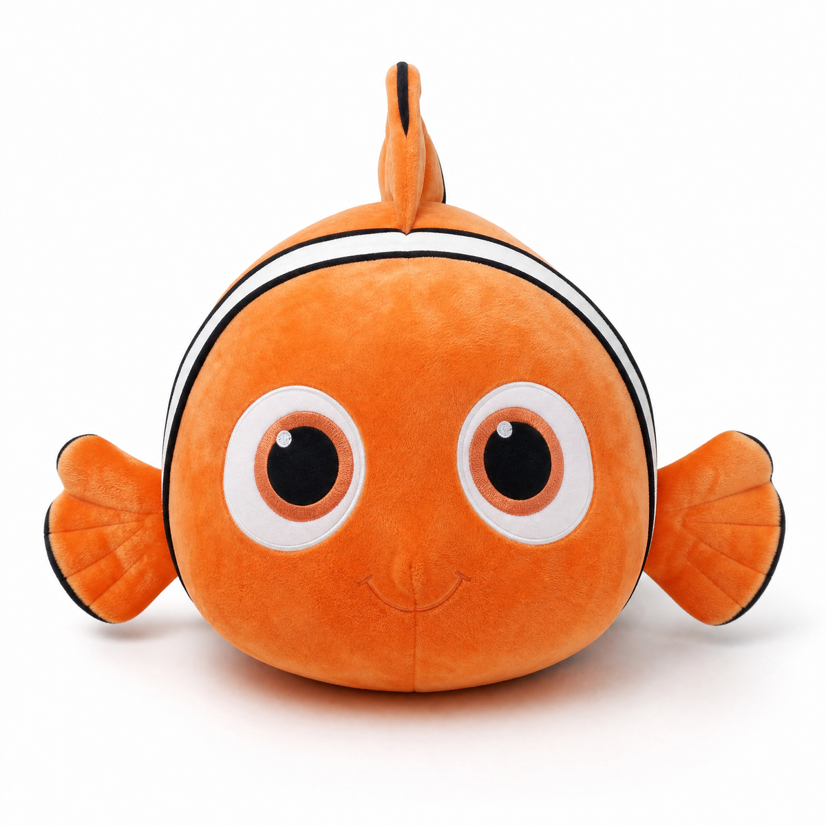 Nemo Kuscheltier XXL Clownfisch 50 cm - Weißer Hintergrund frontal