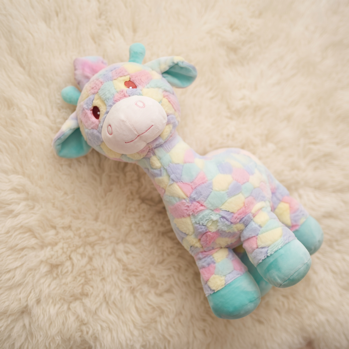 Giraffe Kuscheltier bunt Regenbogen 30 cm - Detail Material