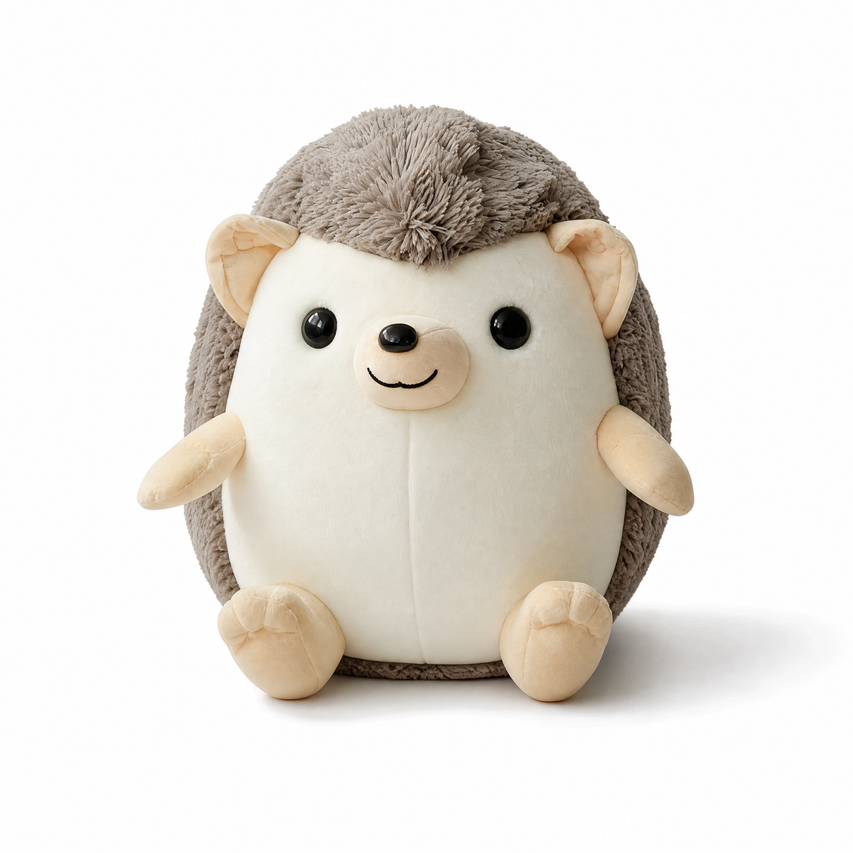 Igel Kuscheltier, liebenswert, Braun und Creme - Frontalansicht auf weißem Hintergrund