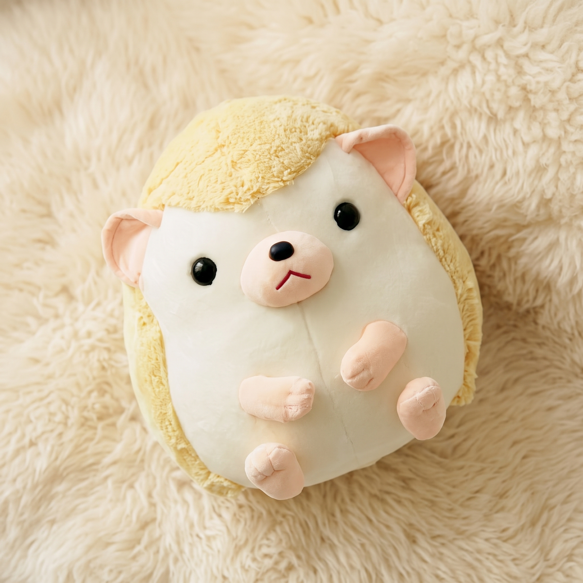 Igel Kuscheltier Kawaii, Gelb und Beige - Detailansicht Material