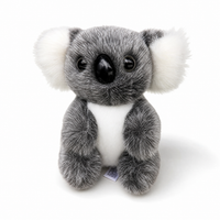 Realistisches Koala Kuscheltier Grau und Weiß - weißer Hintergrund Frontal