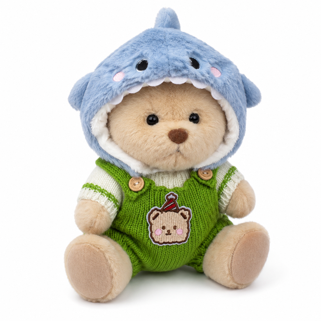 Bär Kuscheltier verkleidet gelenkig Nino mit grünem Overall - Set brauner Bär: Overall + Stitch + Hai