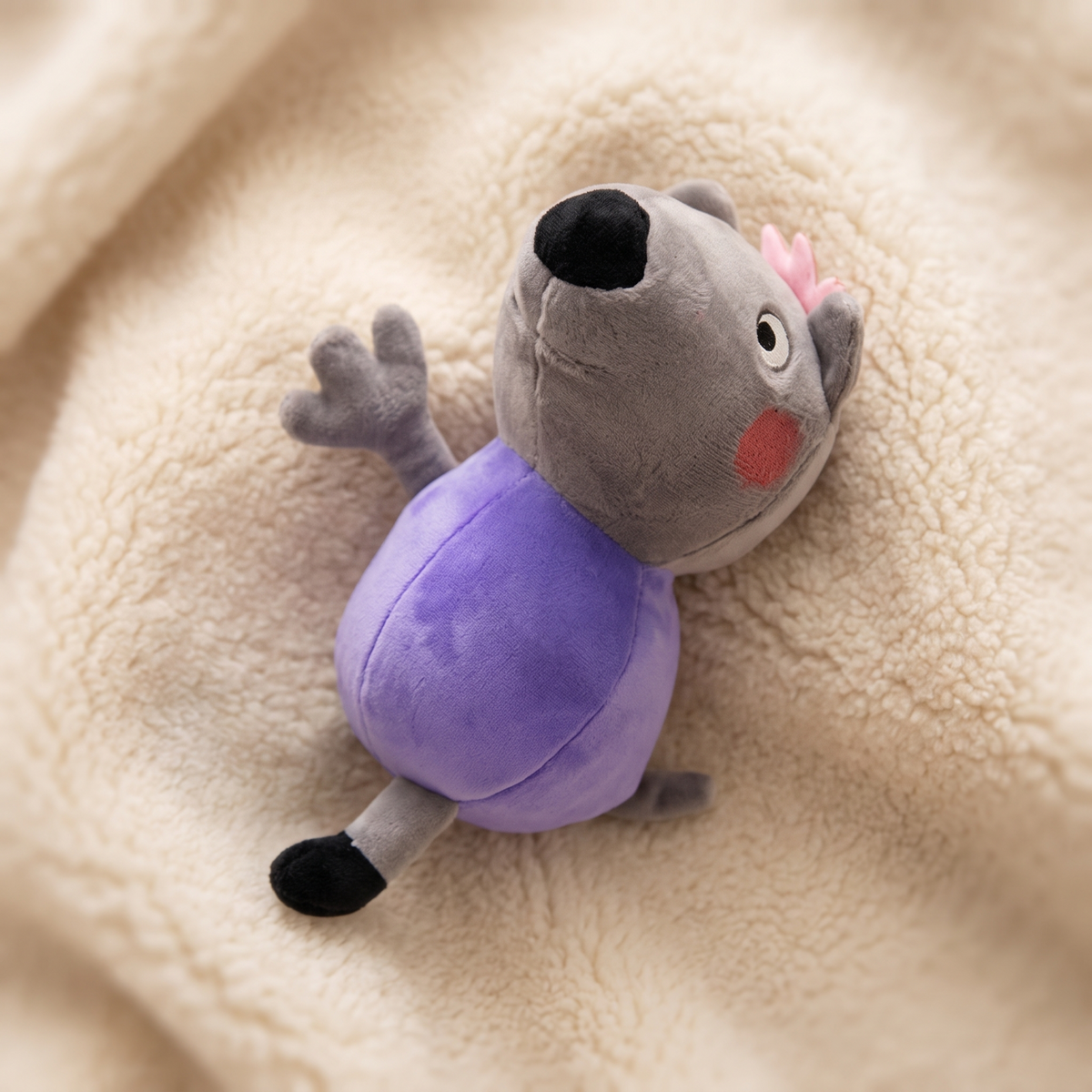 Danny Dog Kuscheltier Peppa Pig 19cm - Detail Material