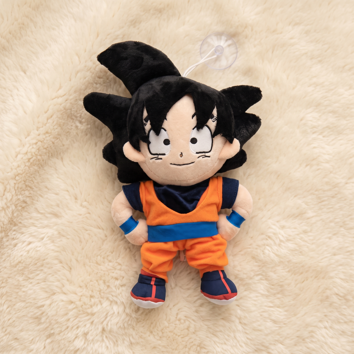 Son Goku Kuscheltier Dragon Ball mit Saugnapf - Detail Material