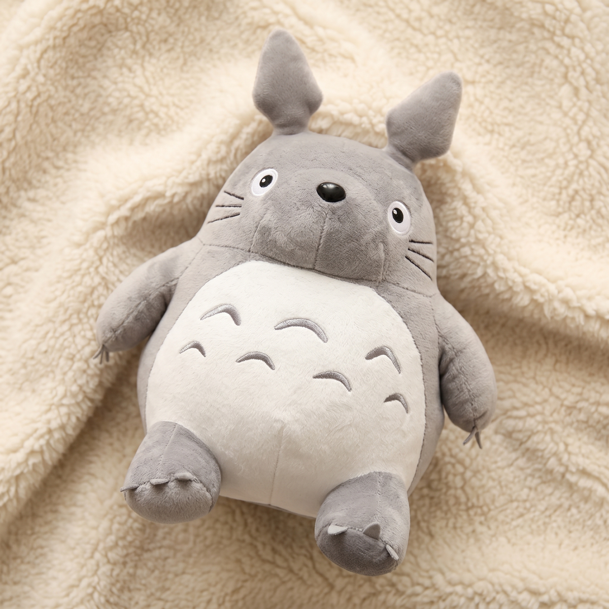 Totoro Kuscheltier weich mehrere Größen - Detail Material