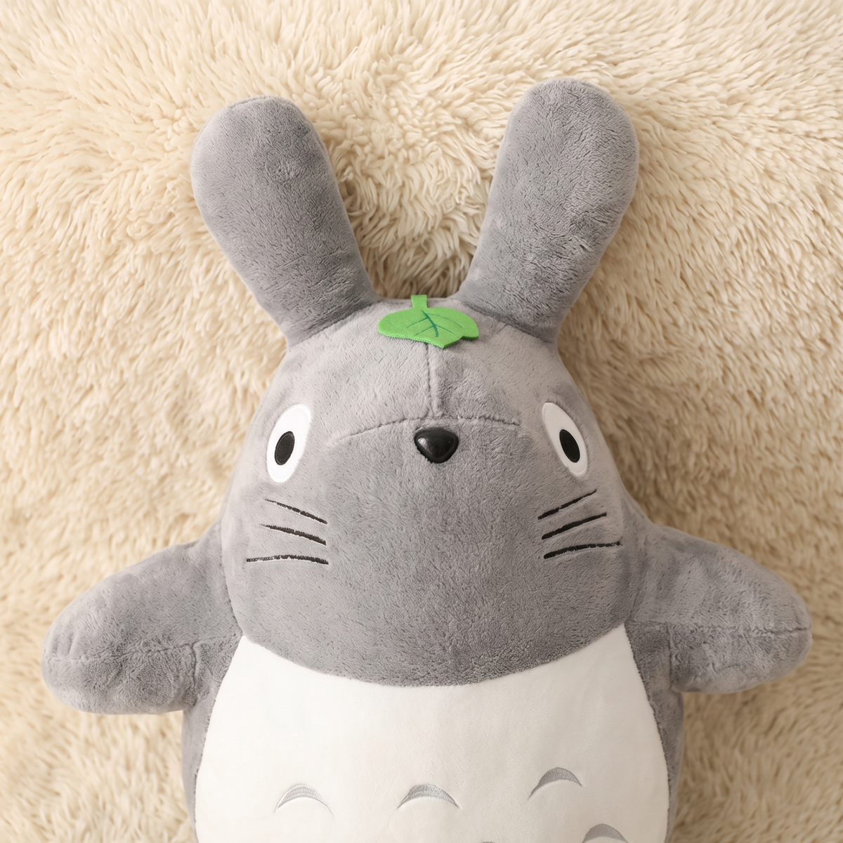 Totoro XXL Kuscheltier ganz weich 60-100cm - Detailansicht Material