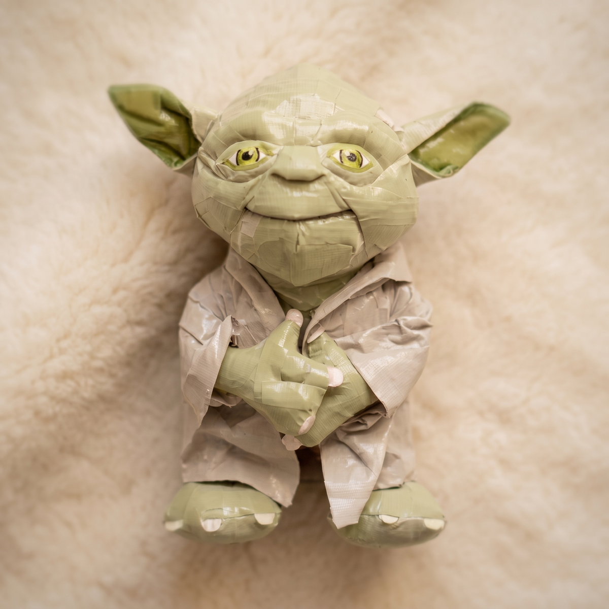 Yoda Kuscheltier mit Saugnapf Star Wars - Detailansicht Material